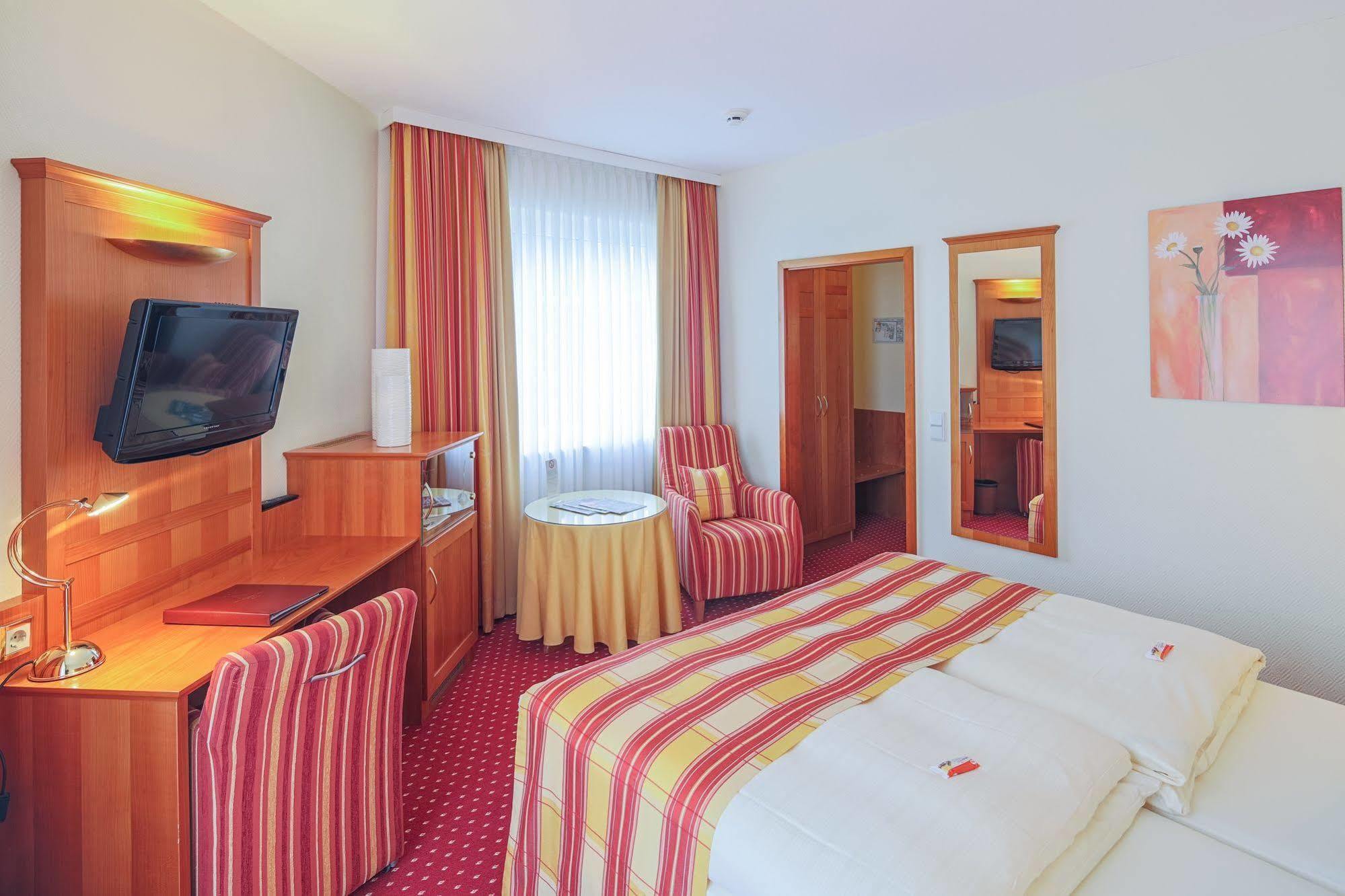 Hotel-Restaurant Kunz بيرمازنز المظهر الخارجي الصورة